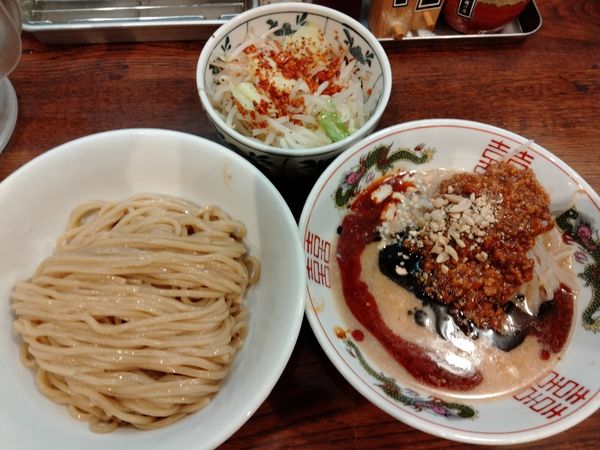 「冷やし坦々つけ麺＋スパイシー野菜」@つけめんTETSU 御徒町ラーメン横丁店の写真