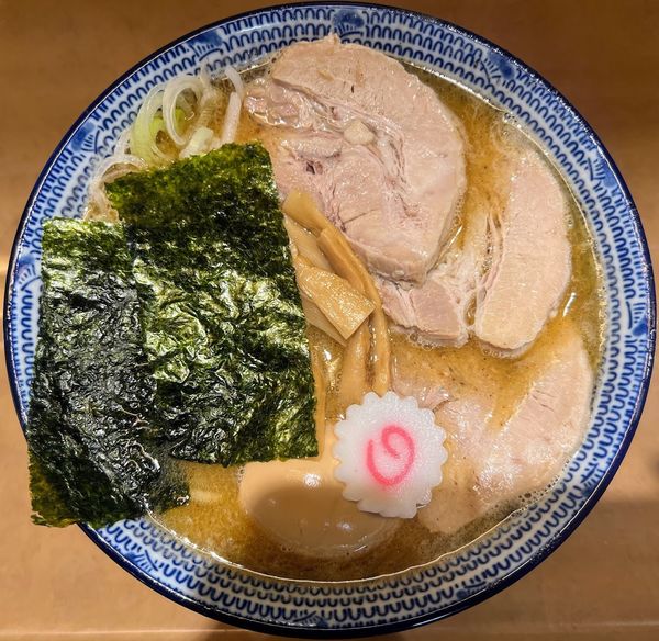 「特製中華そば」@白楽 栗山製麺 ラゾーナ川崎店の写真