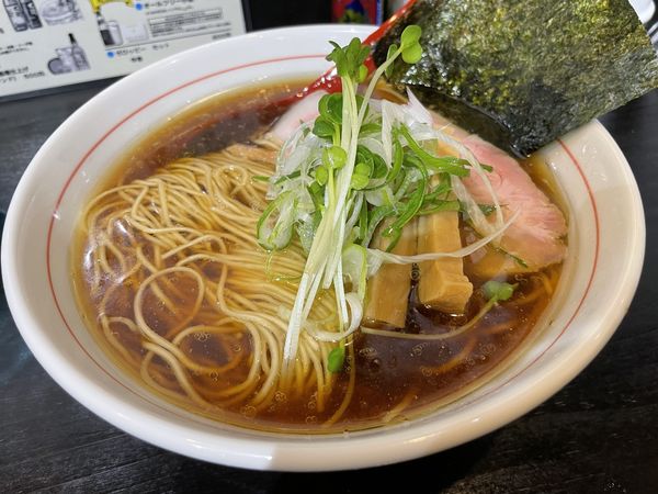 「鶏いりこ」@らぁ麺すみれ堂の写真