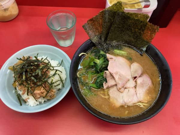 「並ラーメン　まぶし丼」@ラーメン杉田家の写真