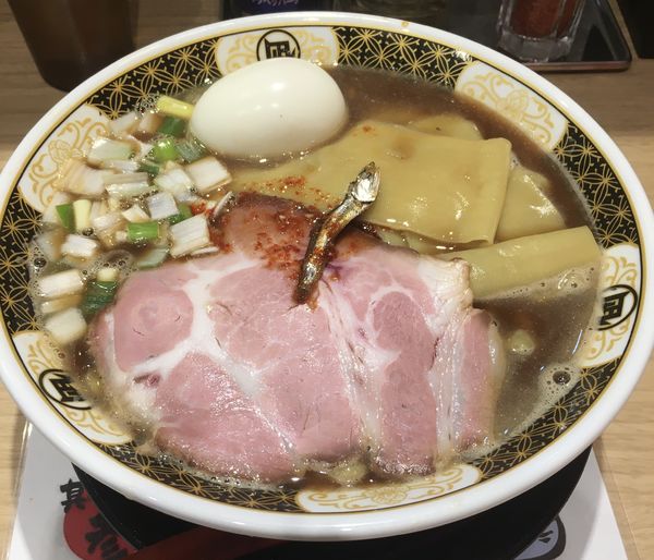「味玉煮干しラーメン」@すごい煮干ラーメン凪 多摩センター店の写真
