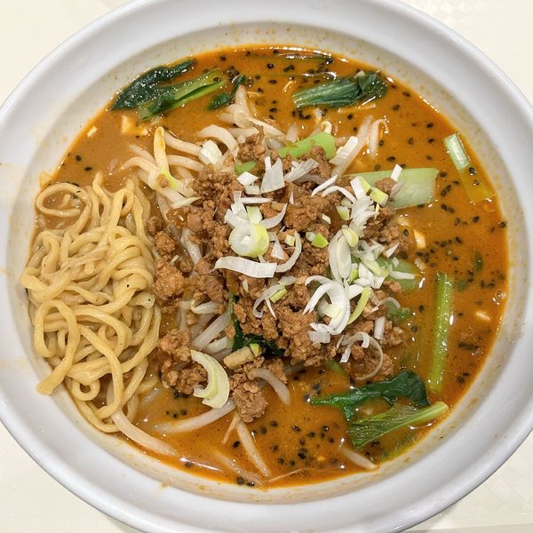 「担々麺＋半炒飯（麺セット）860円他」@台湾料理 師記の写真