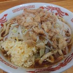 小ラーメン700円(ニンニクアブラ)