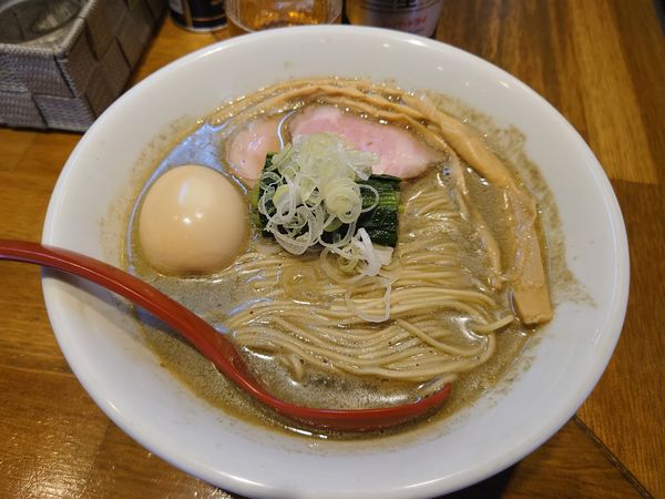 「【土曜限定】純ニボシ850円＋味玉100円＋ビール550円」@中華そばや 和凡の写真