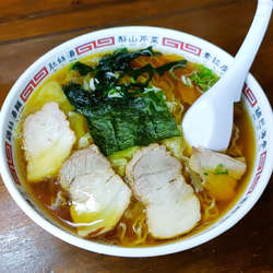 チャーシューワンタンメン