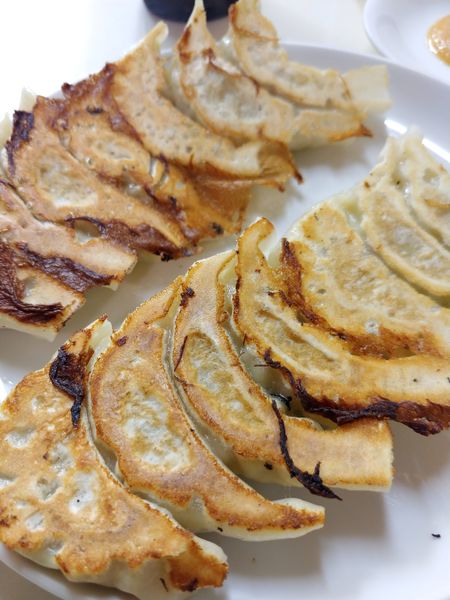 「餃子」@赤萬 元町店の写真