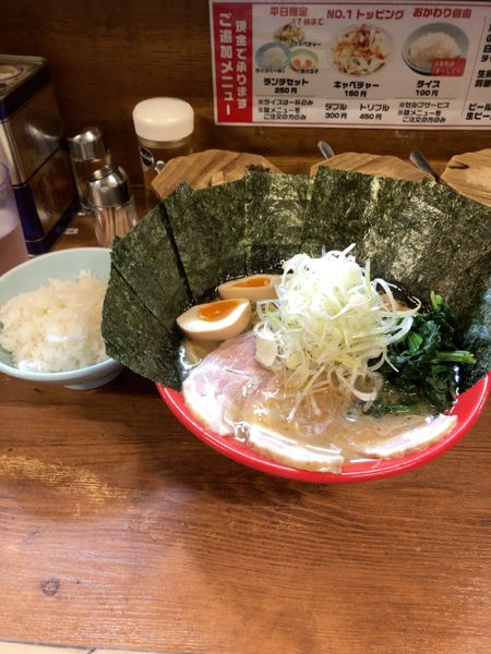 「吉祥寺盛りラーメン　ライス　1100円」@吉祥寺 武蔵家の写真