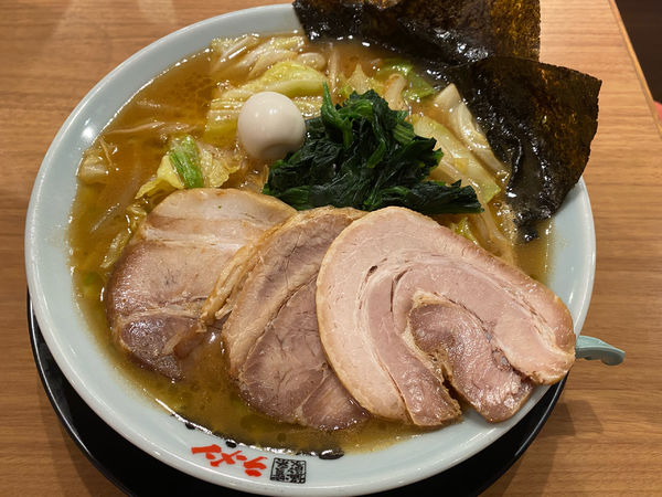 「味噌ラーメン¥800(チャーシュー2枚追加¥150)」@町田商店 秦野店の写真