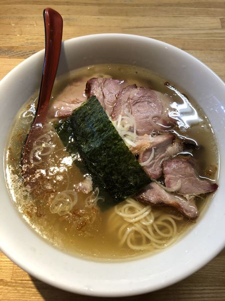 「焼豚そば(しお)1030円」@支那そば なかじまの写真