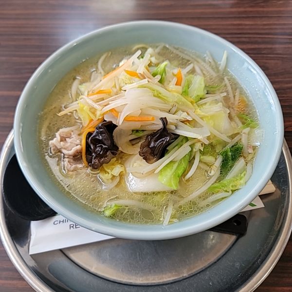 「タンメン ハーフ麺」@龍鳳の写真