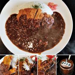 ロースカツカレー　990円