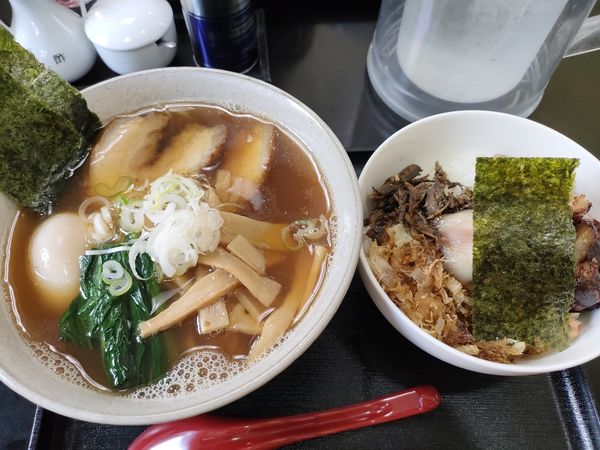 「中華そば＋ねこまんま」@中華そば どんぐりの写真