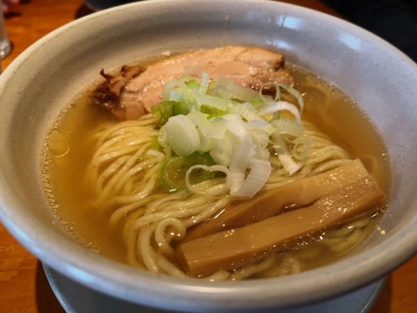 「らーめん macro」@人類みな麺類 東京本店の写真