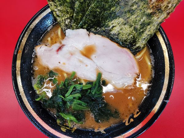 「ラーメン」@王道家直伝 との丸家 八潮店の写真