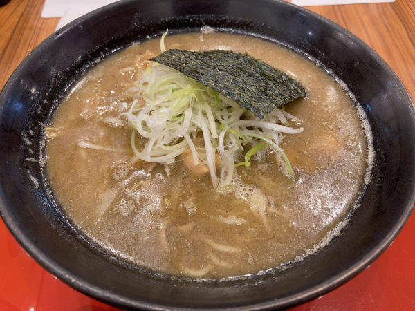 「煮干しだし中華そば」@中華そば くりの木 大宮ステラタウン店の写真