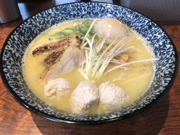 「濃厚鷄そば　味玉　鶏肉団子」@鶏そば 一瑳の写真