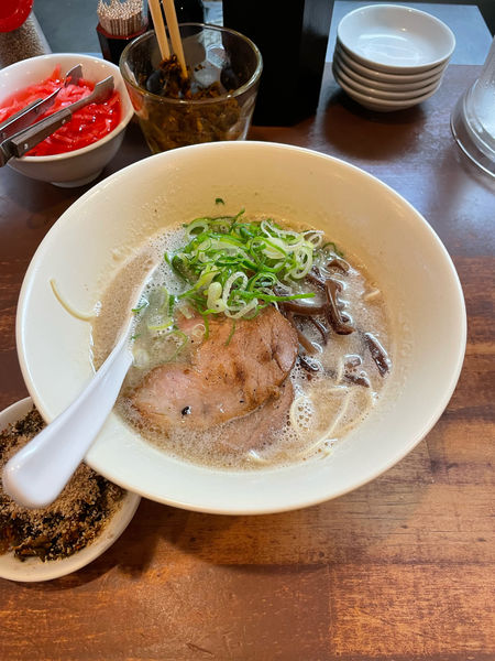 「博多豚骨らーめん」@幸心堂の写真