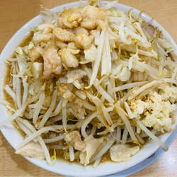 ラーメン(ニンニクヤサイアブラカラメ)