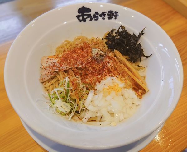 「辛まぜそば」@ニボチャチャ！！ラーメン あらき軒の写真