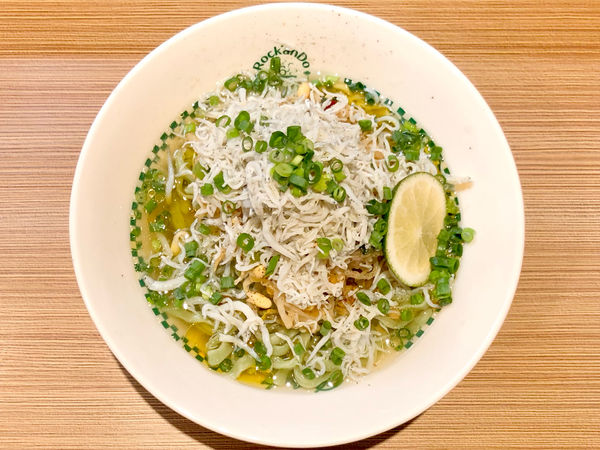 「★＜限定＞しらすジロー🍜¥1,400」@中華そば 六感堂の写真