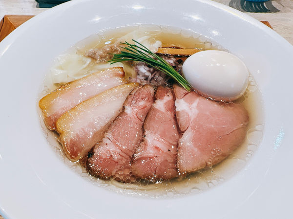 「特製中華蕎麦 塩」@宍道湖しじみ中華蕎麦 琥珀 東京本店の写真