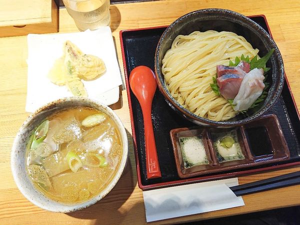 「創作塩つけ麺「高知県土佐清水産 平鱸　兵庫県明石産 ツバス」」@ラーメン 巌哲の写真