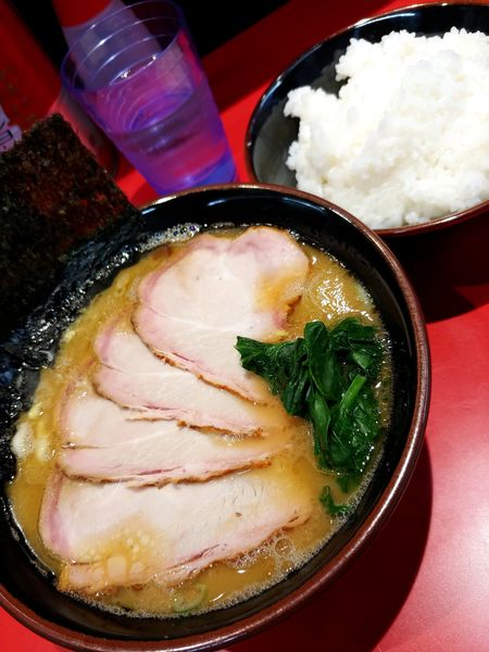 「チャーシューメン並＆ライス」@横浜ラーメン 真砂家の写真