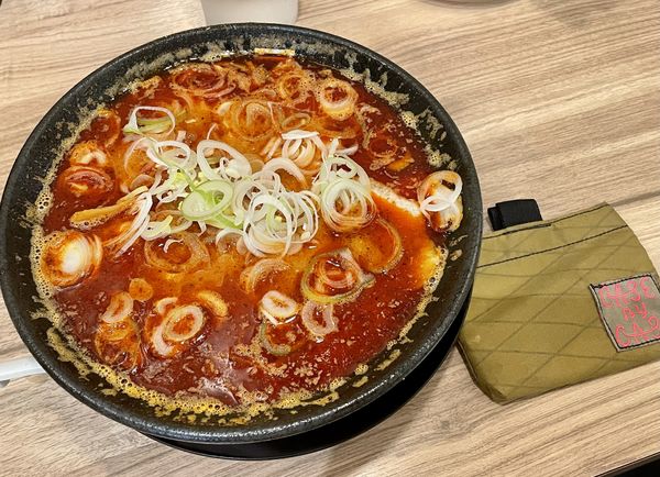 「烈火らーめん(6辛)」@山系無双 烈火 パナンテ京阪天満橋店の写真