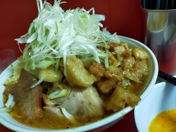 「つけ味・大・生卵（麺硬め・脂・にんにく）」@ラーメン二郎 桜台駅前店の写真
