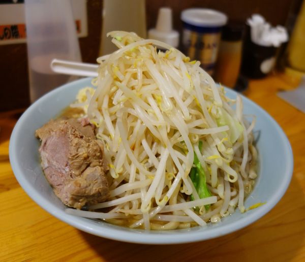 「ラーメン (並の麺増し：麺300g)」@ラーメン慶次郎 本店の写真