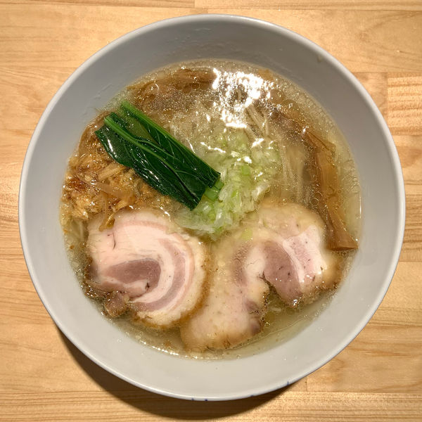 「塩らぁ麺（800円）」@支那そばや 鳥栖の写真