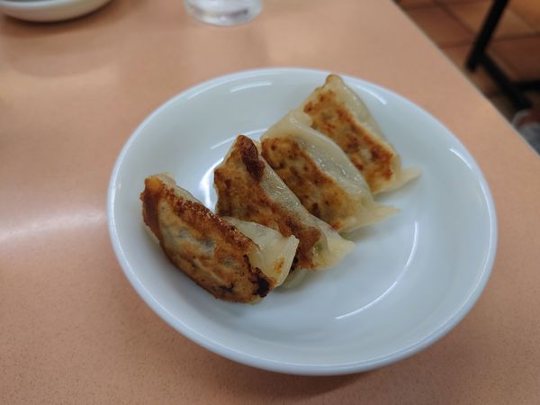 「ぎょうざ（4個）220円＋太平燕780円  他」@中華食堂 桃源 銀杏通店の写真