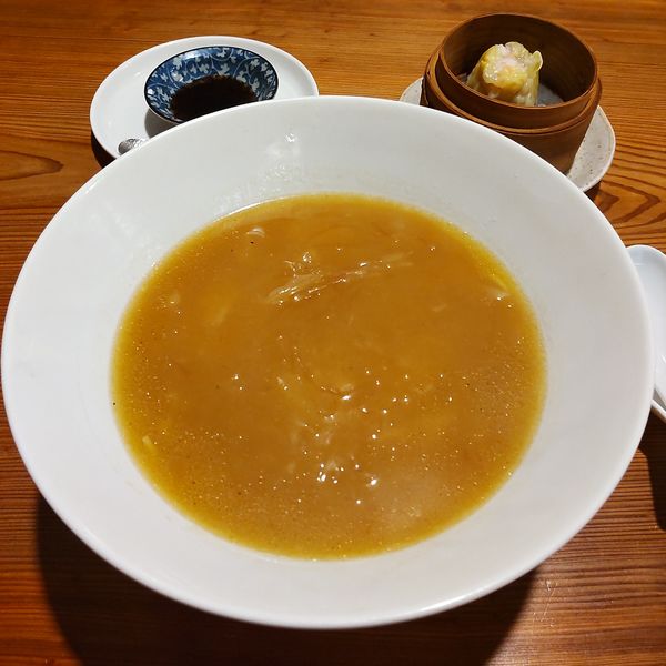 「極上スープ上湯で味わう ふかひれのあんかけ麺(¥2,700)」@中国料理 にいくらの写真
