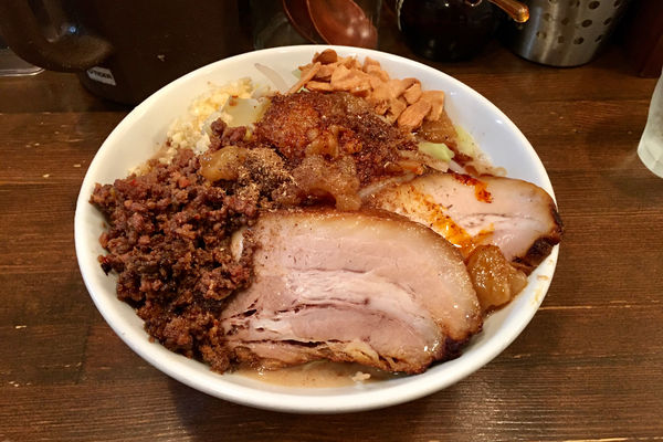 「【限定】坦二郎＋肉増し(年間パスポート)  1,000円」@麺処 井の庄の写真