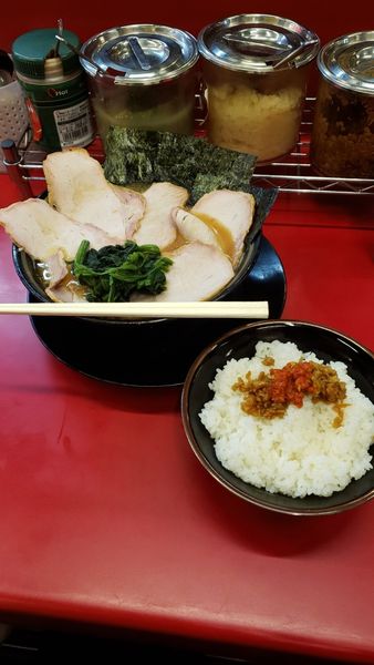 「チャーシューメン＋豚増し🐷🐷＋🍚」@柏 王道家の写真