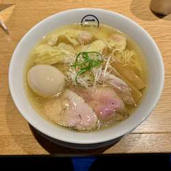 特製わんたんめん