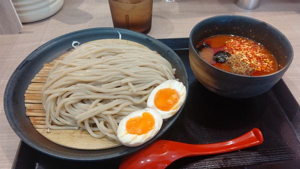 「辛つけ麺大盛（５００g）大辛９５０円」@つけ麺 是・空 徳光店の写真