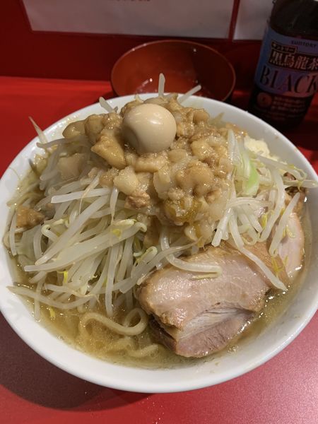 「ラーメン850円 生玉子50円」@麺屋HEROの写真