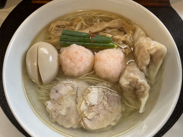 「特製塩らぁ麺」@麺や金時の写真