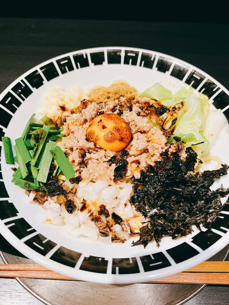 「マー油ニンニクあぶらそば」@つけ麺 中華そば アンタイNOODLESの写真