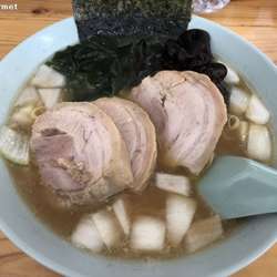 チャシュウメン (1,050円)