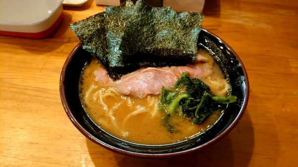 「ラーメン」@横浜家系ラーメン ぶっちぎり家の写真