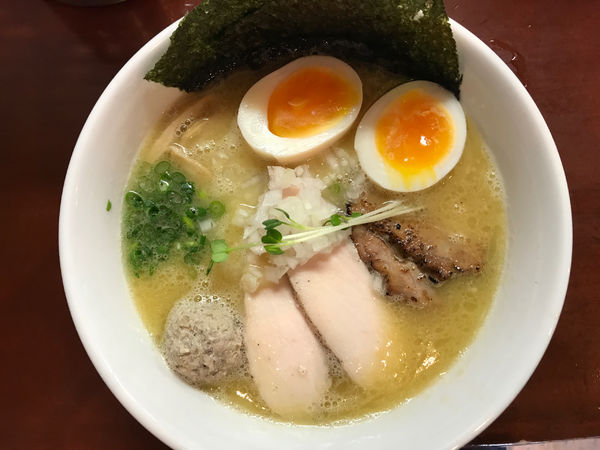 「特製濃厚塩鶏そば」@麺屋 くまがいの写真