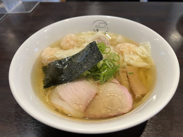 「特製ワンタン麺白だし」@八雲の写真
