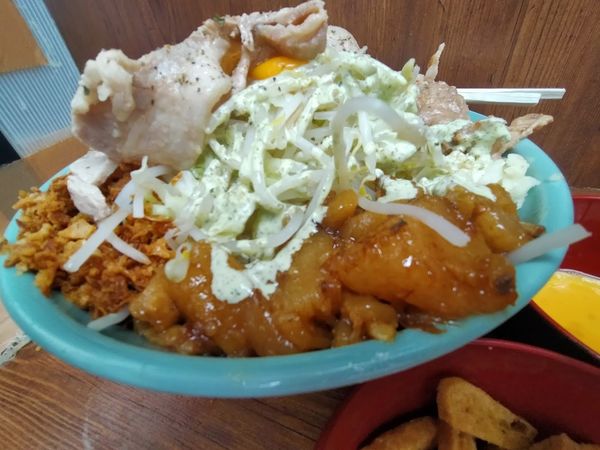 「大まぜ・生卵・バラしゃぶ・油揚（全部・脂ましまし）」@ラーメン二郎 池袋東口店の写真