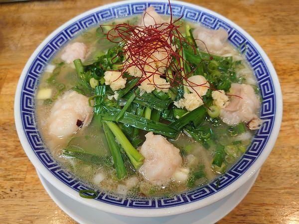 「六代目モツニラそば」@中華蕎麦 丸め 東久留米店の写真