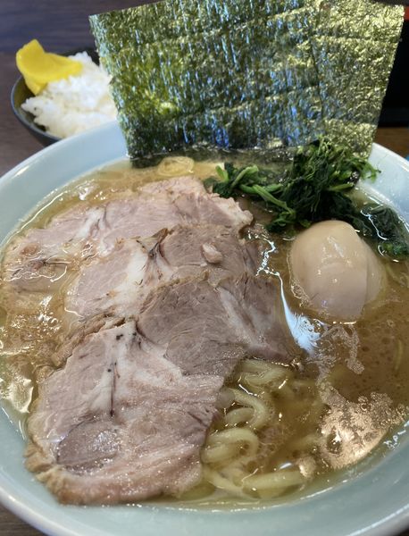 「ラーメン並 ＋ チャーシュー ＋ 味玉」@寿々㐂家の写真