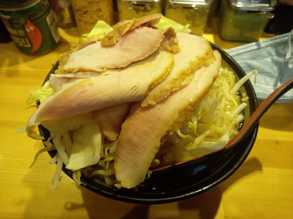 「コテコテ野菜チャーシューメン（豚5枚）＋ライス」@横浜家系ラーメン 宗八 柏本店の写真