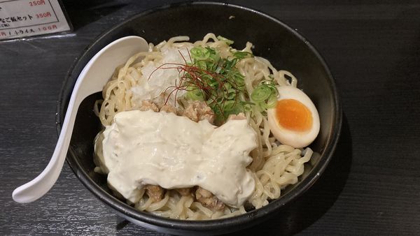 「期間限定 チキン南蛮まぜそば」@麺屋武一 初台店の写真