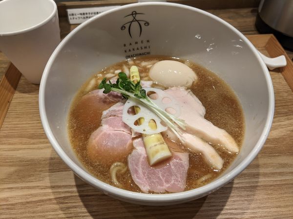 「鶏白湯醤油（中太麺）+替え玉」@案山子の写真